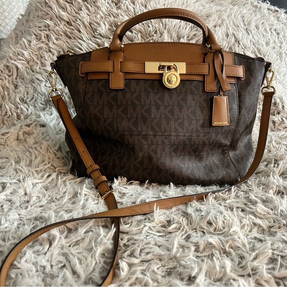 Michael Kors Hamilton Bag Large - Picture 8 of 16